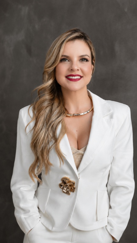 Dra. Vanessa Macario